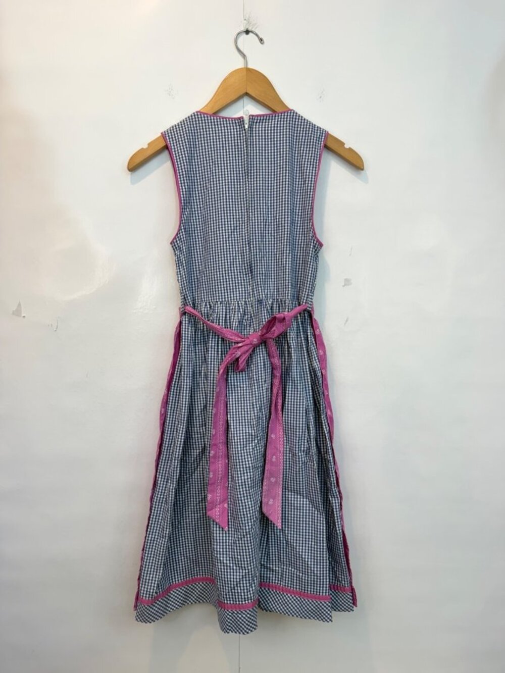 Isar-Trachten Girl's Dirndl Apron Dress German Oktoberfest Size 140 US 10-12 - Picture 7 of 8
